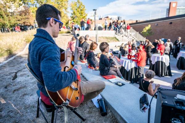 Art_Tailgate-25_original